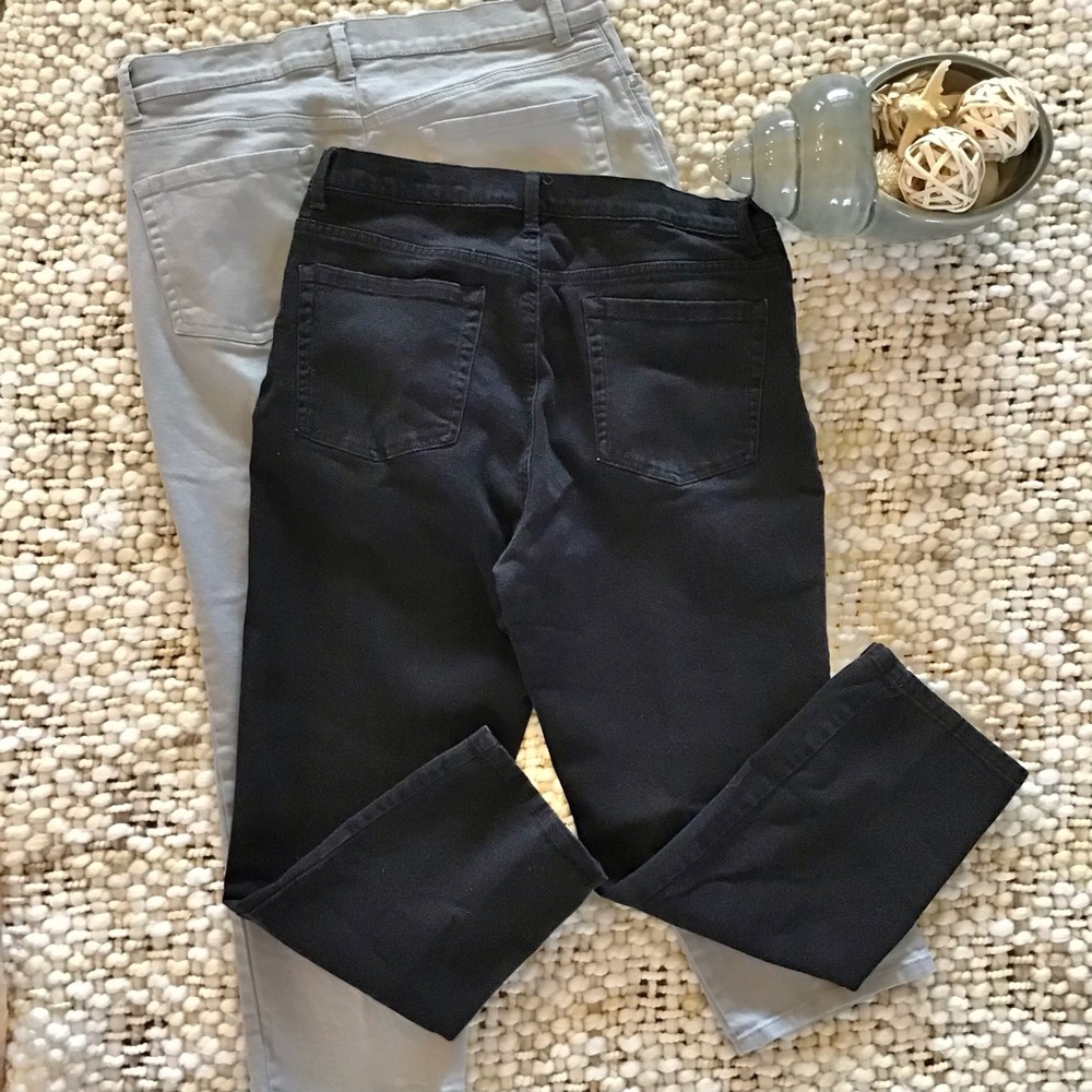 Gloria Vanderbilt Amanda Jeans Bundle of 2 Size 14P - Picture 3 of 4